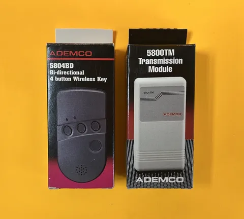 ADEMCO 5804BD 4 Button Key and 5800TM Transmission Module combo