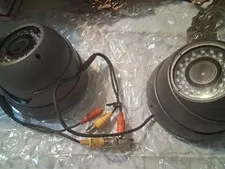 Outdoor dome security camera with varifocal lens*EN501VR32*( LOT OF 2) WORKS!