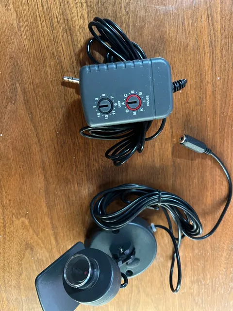4A X10 XC19A 2.4GHz Wireless Color Camera & XM13A Power Supply