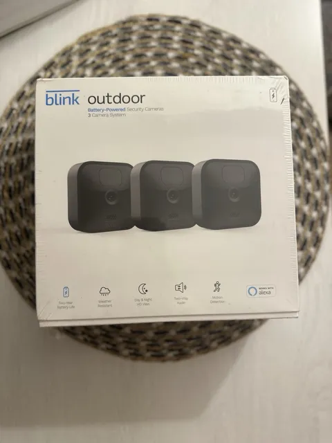 Blink Outdoor Wireless Wi-Fi 1080p Battery Weatherproof 3-Cam System Black