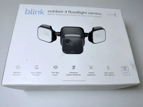Blink Outdoor 4 Battery-Powered 1080p Security Camera HD with Floodlight Black