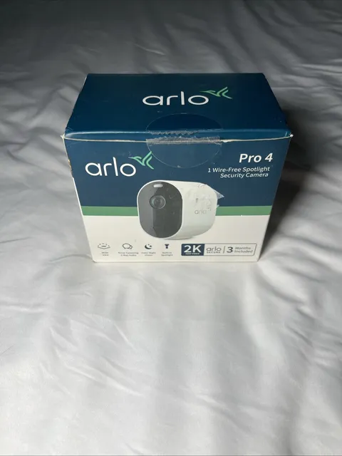 Arlo Pro 4 2K  Spotlight Camera - White, Indoor Outdoor READ DESCRIPTION