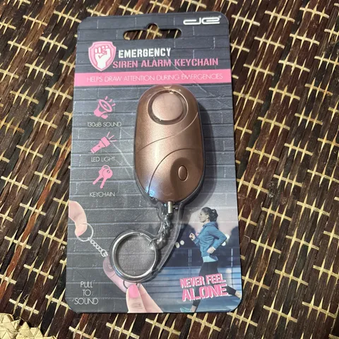 Personal Emergency Siren Alarm Keychain 130 Db Loud Siren New