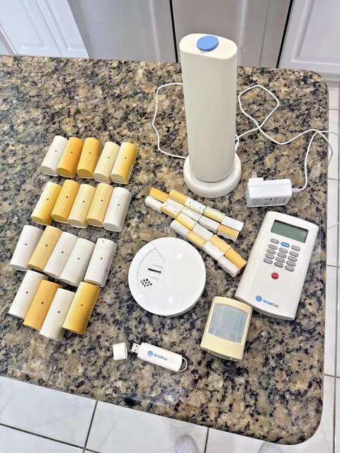 SimpliSafe Security System, 24 pieces, 1st Generation, Used Condition