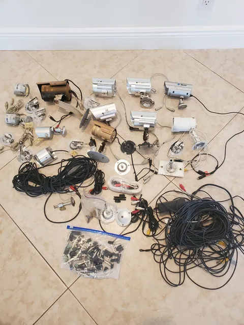CCTV CAMERAS -  12 - SECURITY SURVEILLANCE CAMERAS AND WIRING- ALL WORK GREAT