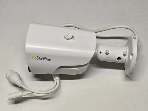BRAND NEW Q-See QCN8026B IP HD 4MP Color Security Surveillance Camera