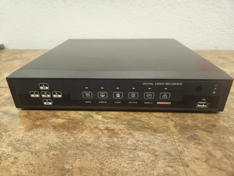 UNIX 8CH 960H Real-Time Compact DVR System w/ 2TB HDD – Untested, As-Is