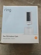Ring Pan-Tilt Indoor Cam 1080p HD Plug in