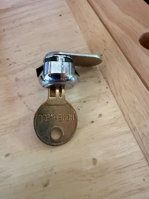 Resideo Security Panel Key and Lockset