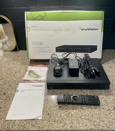 Interlogix TruVision NVR 10cs Network Video Recorder W POE TVN-1004cS