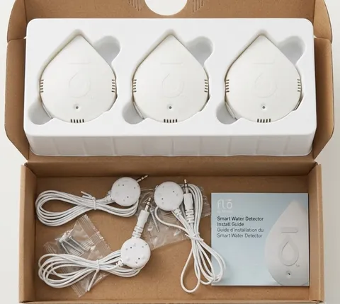 OPEN BOX Moen Flo Smart Water Detector 3-Pack Leak Sensing Alarm System Cables
