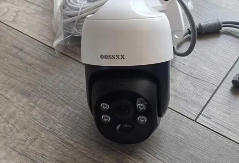 Oossxx Wired Security Camera Wifi New Open Box