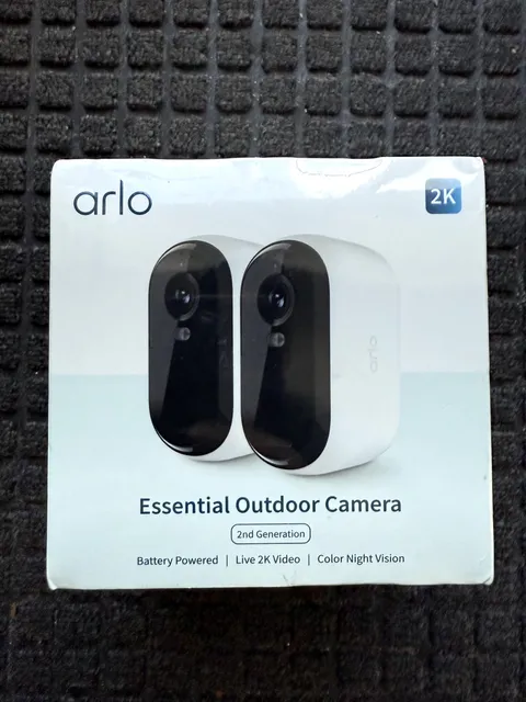 2-Pack ARLO Essential Spotlight 2nd Gen Outdoor Security Cameras Night Vision 2K
