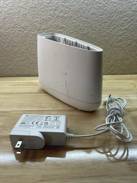 Vivint SM2-2W10 Smart Drive 4-Channel Wireless 1TB DVR - White *SEE DESCRIPTION*