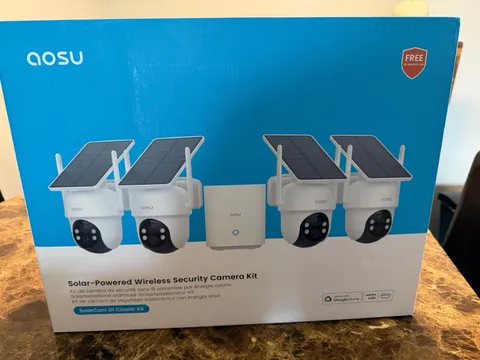 aosu SolarCam D1 Classic Kit Solar Wireless 4-Camera Wi-Fi 1080p Outdoor