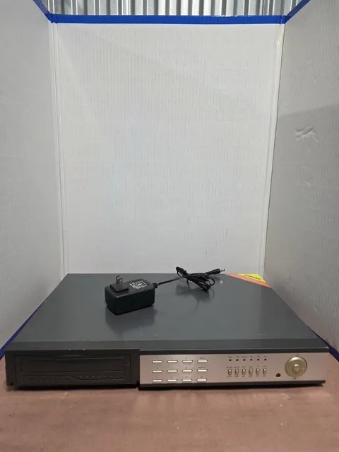 ED6004MD 4 Channel CCTV DVR Digital Video Recorder BNC VGA LAN w/ Power Adapter