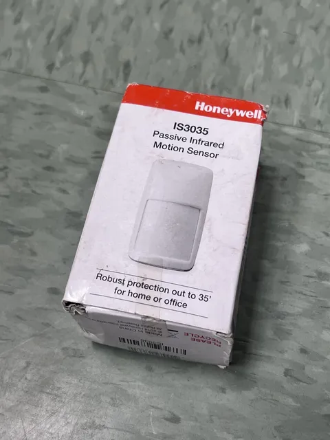 Honeywell - IS3035 - Passive Infrared Motion Sensor