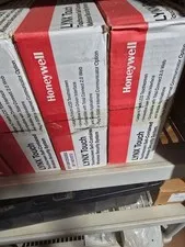 Honeywell LYNX Touch Series Security System  L5000