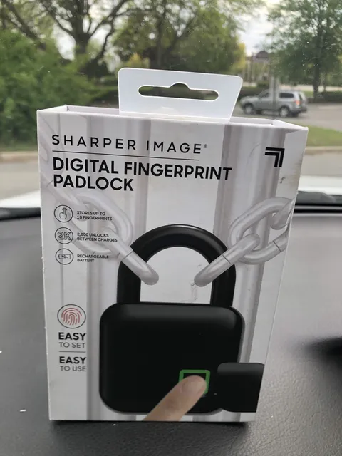 NEW Sharper Image  BLACK DIGITAL FINGERPRINT PADLOCK STORE UP TO 10 Fingerprints