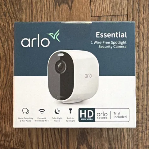 Arlo Essential Wire-Free Wi-Fi Spotlight Cam 1080p Color Night Vision VMC2030