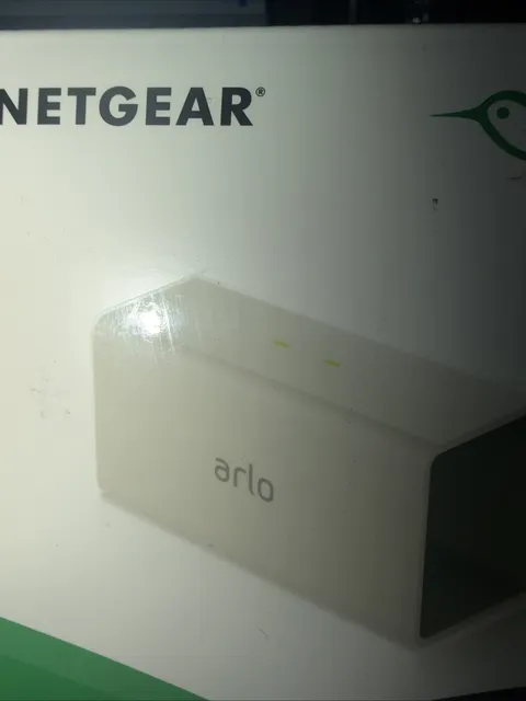 Arlo Go Charging Station by Netgear VMA4400C