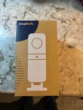 SimpliSafe CM006 Smart Alarm Night Vision Motion Camera Wireless Indoor Security