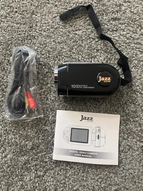Jazz 10MP 1.8in LCD Flip Camcorder Digital Camera  Platinum - Jazz HDV504 New