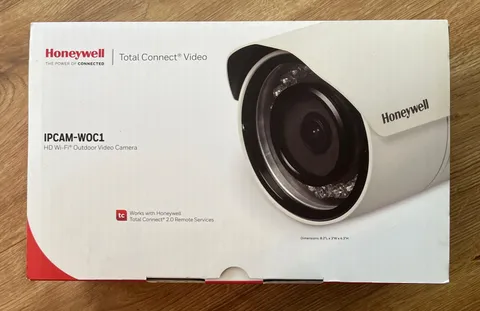 Honeywell IPCAM-WOC1 1080p Wi-Fi Bullet Camera - White out/indoor (NEW open box)