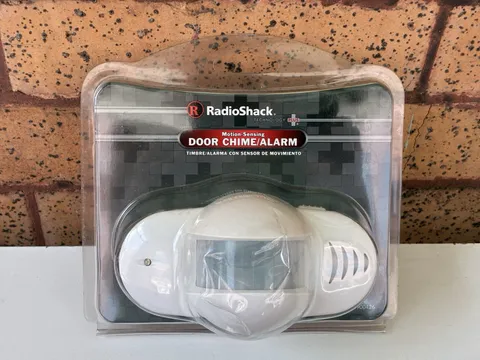 Radio Shack Portable Motion Detector Chime/ Door Alarm 49-426 ~Brand New ,Sealed