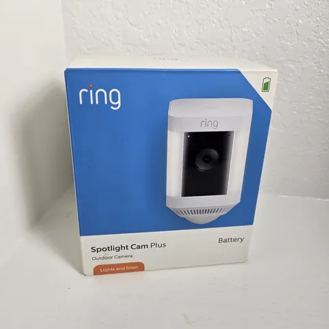 Ring Spotlight Cam Plus Outdoor Indoor Wireless 1080p Battery Camera White Light