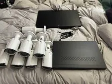 3xLOGIC Complete Security System 4TB x8 NV IP Bullet Cameras + 2k Monitor