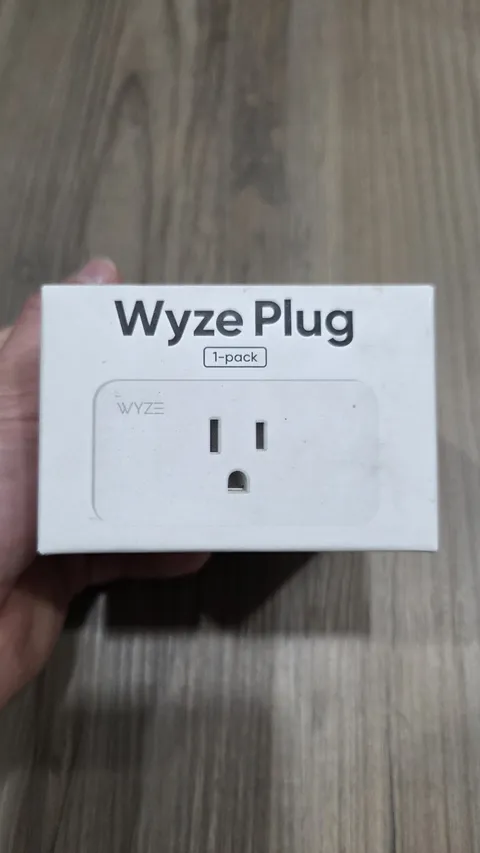 New Wyze Plug Security System WLPP1CFH-1