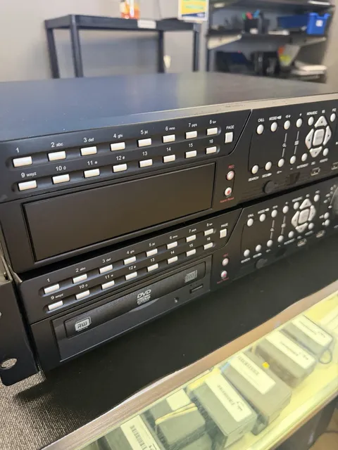 Lot of Wirepath Surveillance DVRs (9CH & 16CH) – Commercial CCTV