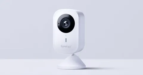 Synology CC400W AI-Powered Wi-Fi Camera