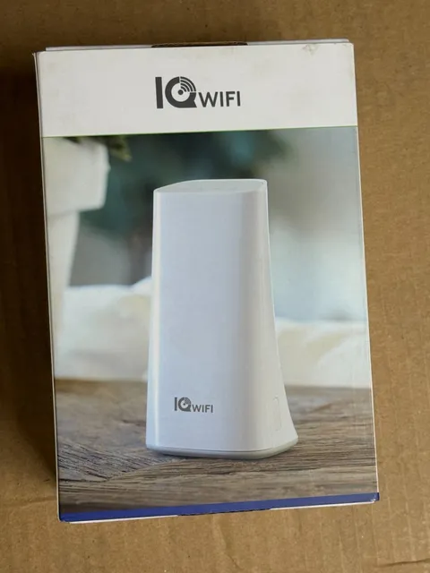 Qolsys IQ WIFI Wifi Extender P/N QW8200-840 Used