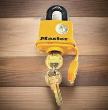 Master Lock 315KAD Heavy Duty Weatherproof Padlock Outdoor Lock w/ 2 Keys