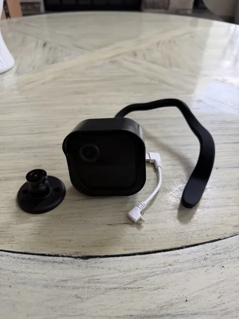 Blink Outdoor (4th Generation) Add-On Security Camera With Mount Accessories