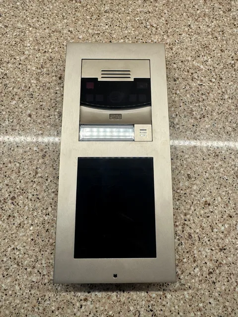 2N IP Verso IP Door Intercom with Camera PoE Modular (Tested and Working)