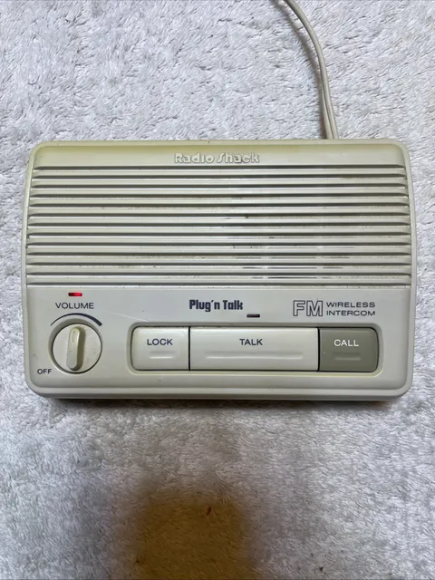 Vintage Radio Shack Two-Station Wireless FM Intercom 43-204 Plug n' Talk TESTED!