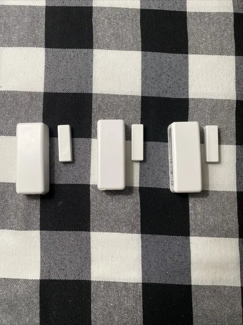 DSC WS4945 Wireless Door Contacts With Magnets Tested And Working Lot Of Three
