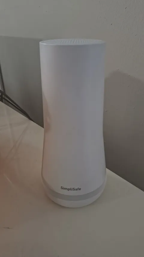 SimpliSafe BS3W Base Station White & Keypad