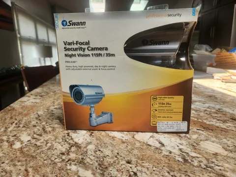 Swann Pro-630 Vari Focal Security Camera Night Vision Sw224 New Nos