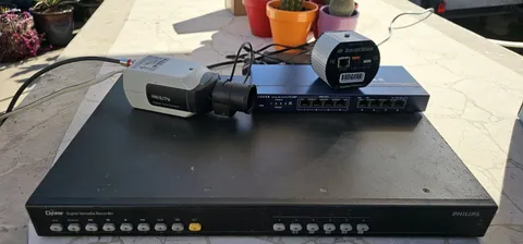 Philips Divar 16-Channel Digital Surveillance DVR 80GB BNC/Ethernet 704x480