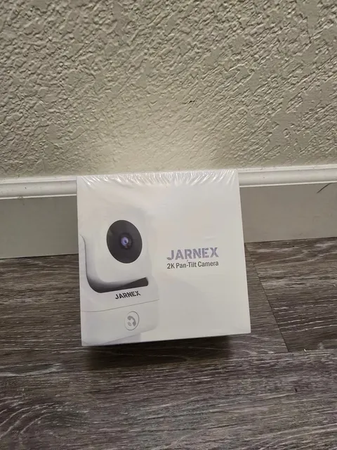 JARNEX 2K Pan Tilt Indoor Security Camera WiFi Home Monitor White New Sealed