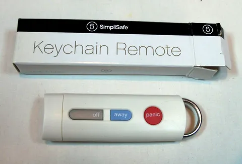 SimpliSafe Original Generation White NON-USB Keychain Remote Fob - BRAND NEW