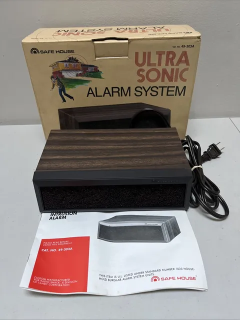 Vintage 1983 Safe House Ultra Sonic Alarm System RadioShack Cat. No. 49-303A