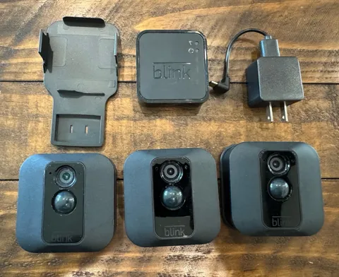 Lot of 3 Blink XT BCM00600U Wireless Home Security HD Camera w/Sync Module