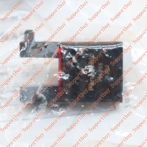 10PCS/1Bag NEW PM-F65 For Panasonic Photoelectric Switch FREE SHIP