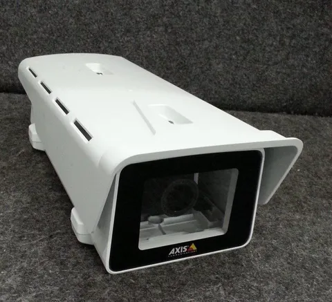 AXIS COMMUNICATIONS M1135-E Mk II Outdoor WDR Box Camera 3-10.5mm 2MP White