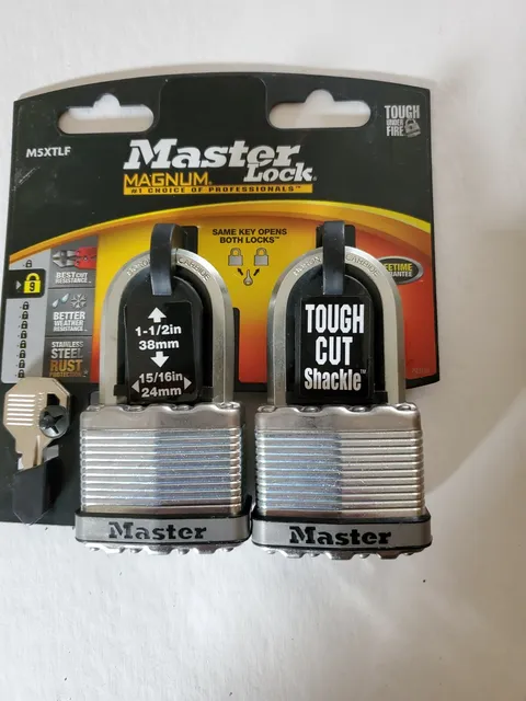 Master Lock STAINLESS MAGNUM  M1XTLJ 2" Keyed Padlock 2-Pack 2 1/2" Shackle